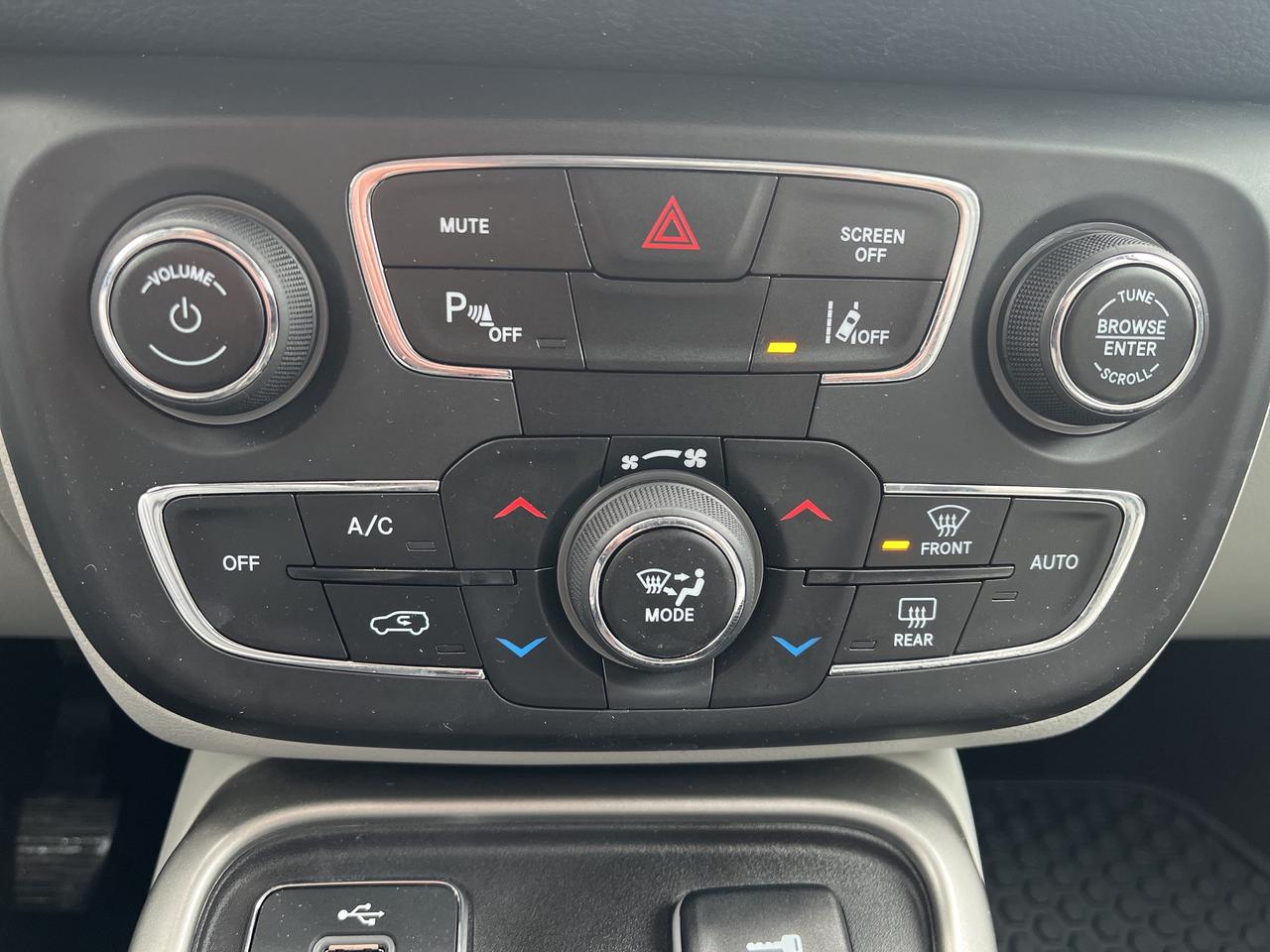 2018 Jeep Compass North - Htd Seats/Wheel - Nav Photo