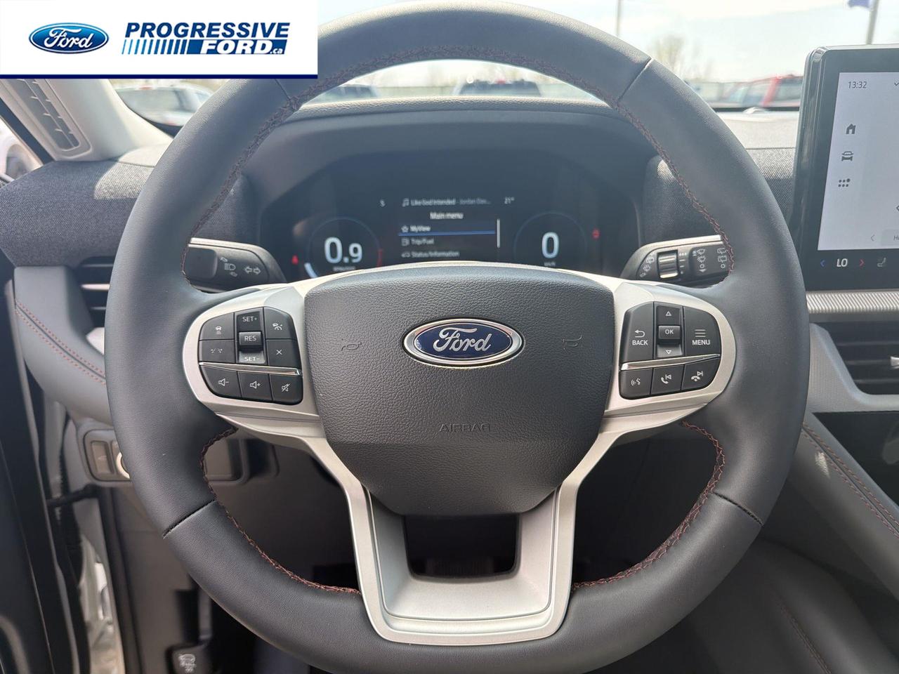 2026 Ford Explorer Active 4dr 4x4 Photo