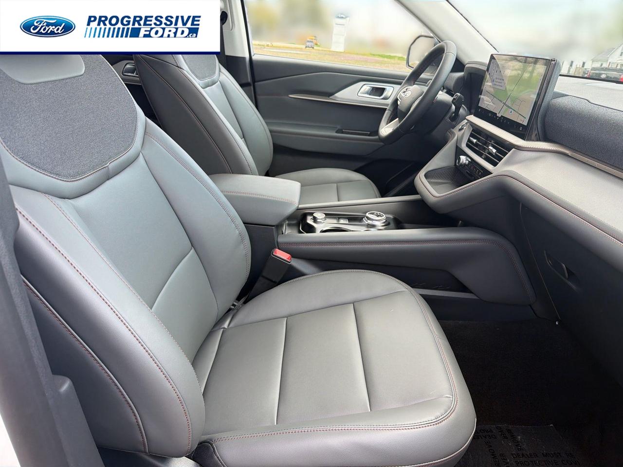 2026 Ford Explorer Active 4dr 4x4 Photo