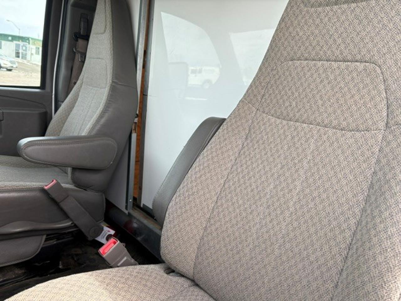 2023 Chevrolet Express Commercial Cutaway  Photo