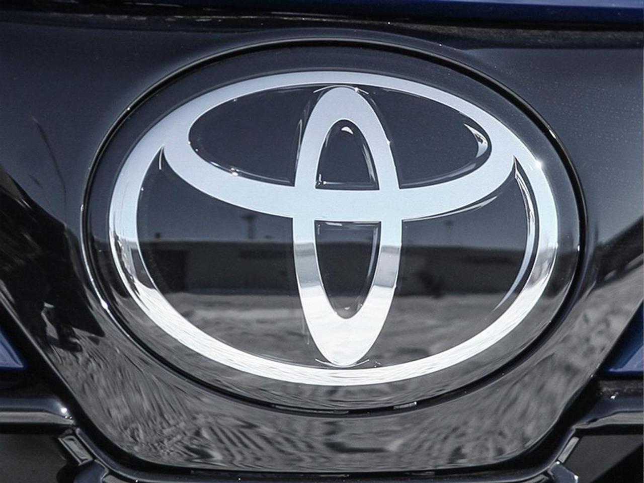 2026 Toyota Corolla Hatchback Base 5dr Photo