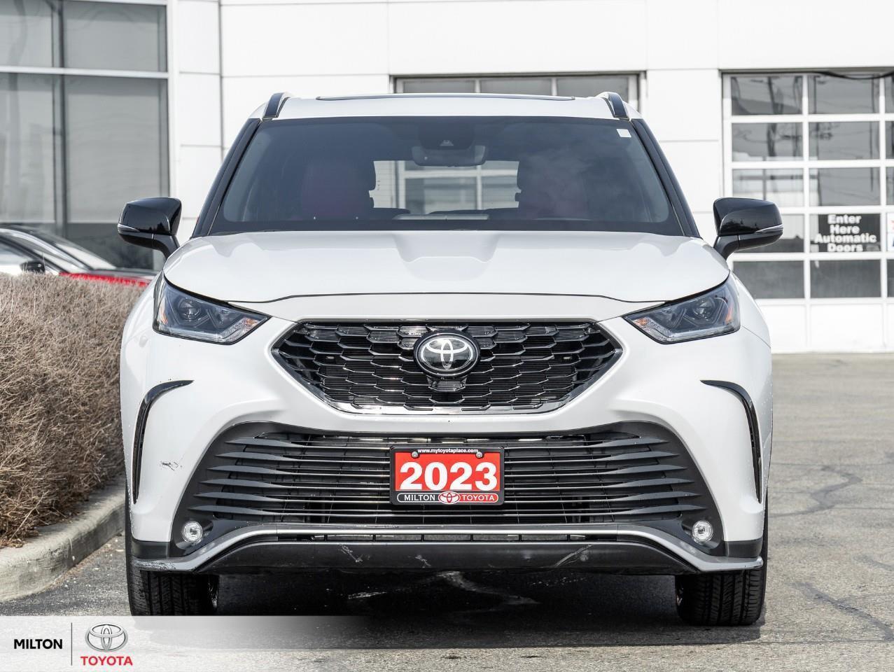 2023 Toyota Highlander LEATHER HEATED STEERING TOYOTA MULITMEDIA CONNECTE Photo