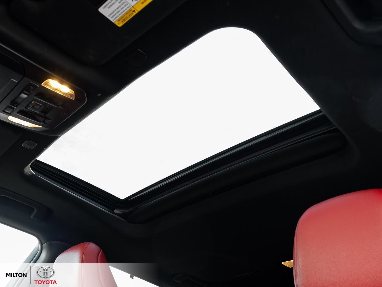 2023 Toyota Highlander LEATHER HEATED STEERING TOYOTA MULITMEDIA CONNECTE Photo