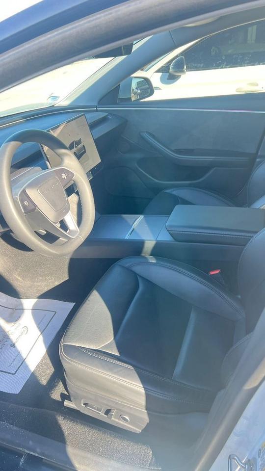 2024 Tesla Model 3 Long Range AWD   One Owner Accident-Free Photo4