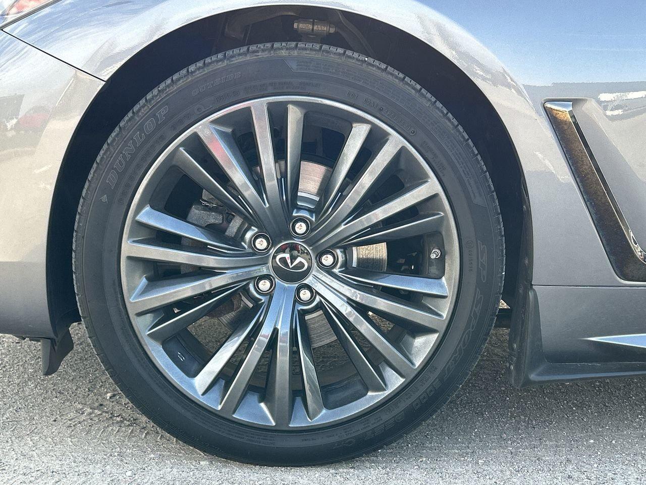 2022 Infiniti QX60 AWD LUXE   Accident-Free Photo