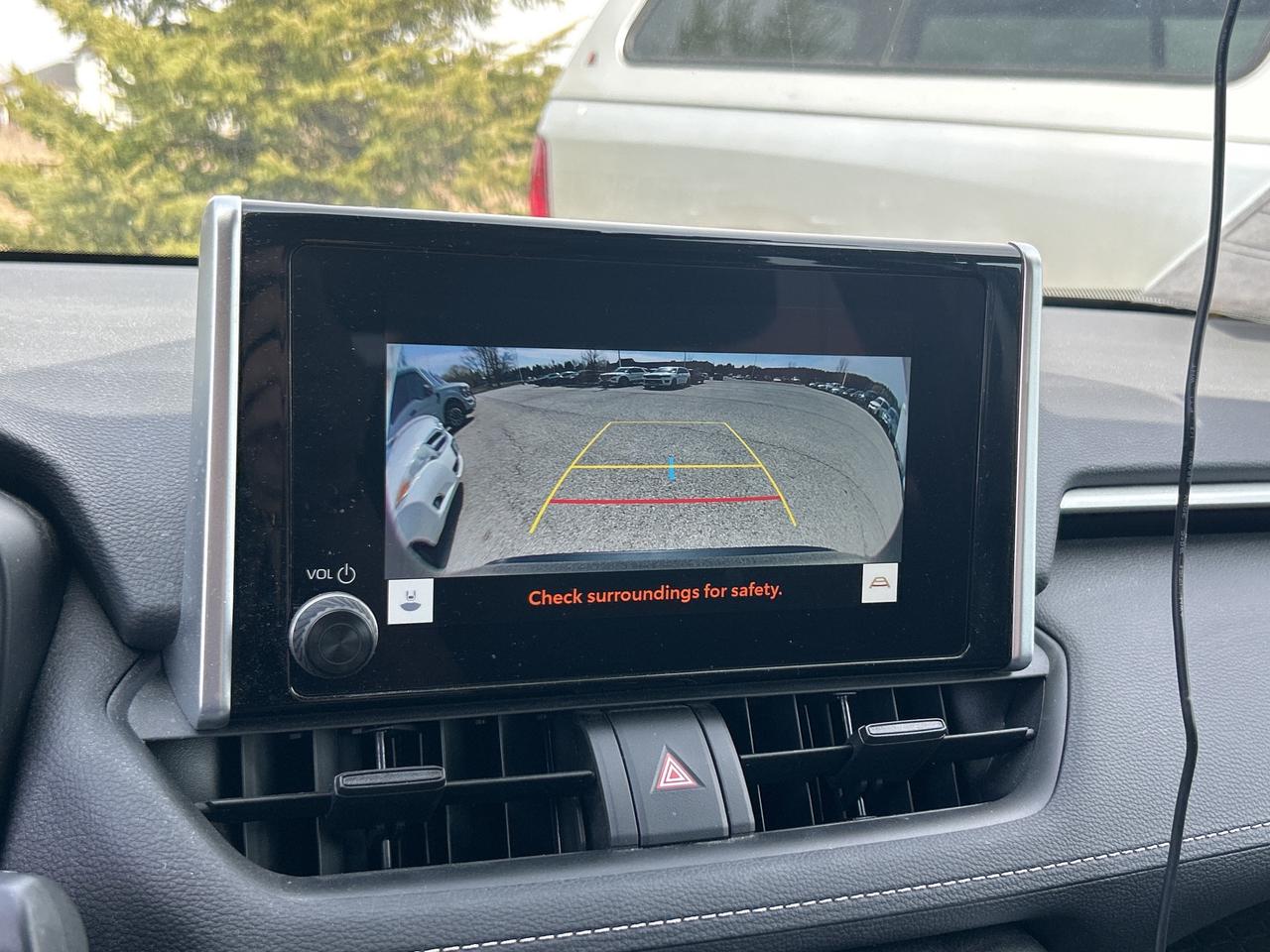 2023 Toyota RAV4 Hybrid XLE AWD   Sunroof   Heated Seats & Steering Wheel Photo