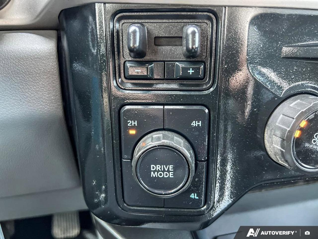 2023 Ford F-450 SUPER DUTY XLT   REAR CAMERA   POWER STEERING Photo