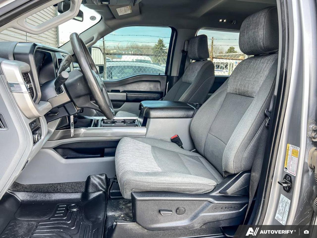 2023 Ford F-450 SUPER DUTY XLT   REAR CAMERA   POWER STEERING Photo