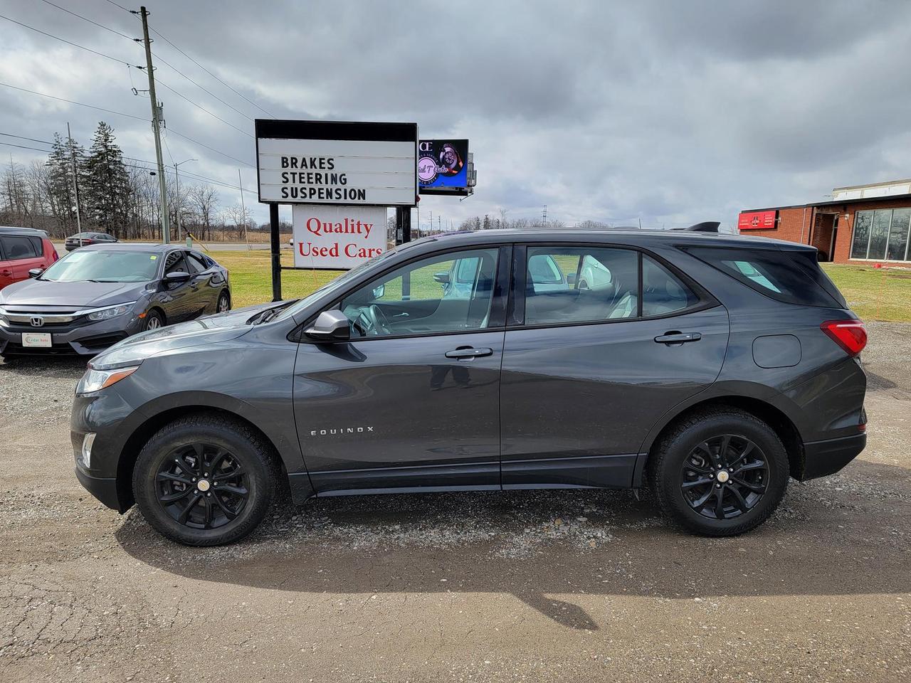2018 Chevrolet Equinox FWD LS Photo0