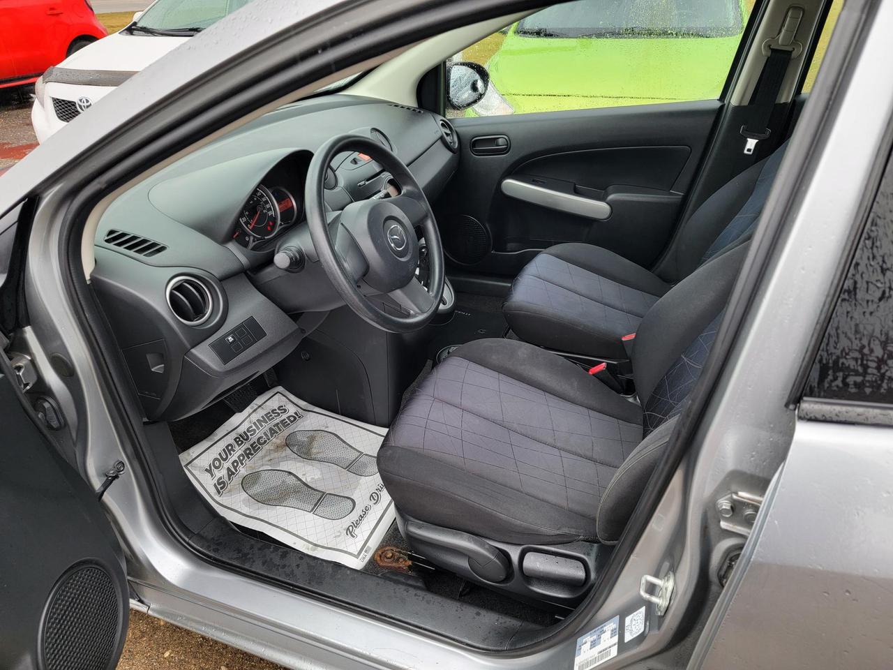 2012 Mazda MAZDA2 HB Auto Photo