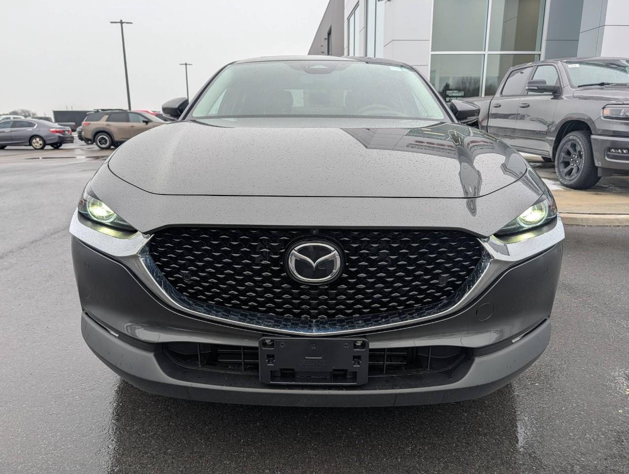 2024 Mazda CX-30 GT NO ACCIDENTS/ HEADS-UP DISPLAY/ LOW KMS Photo