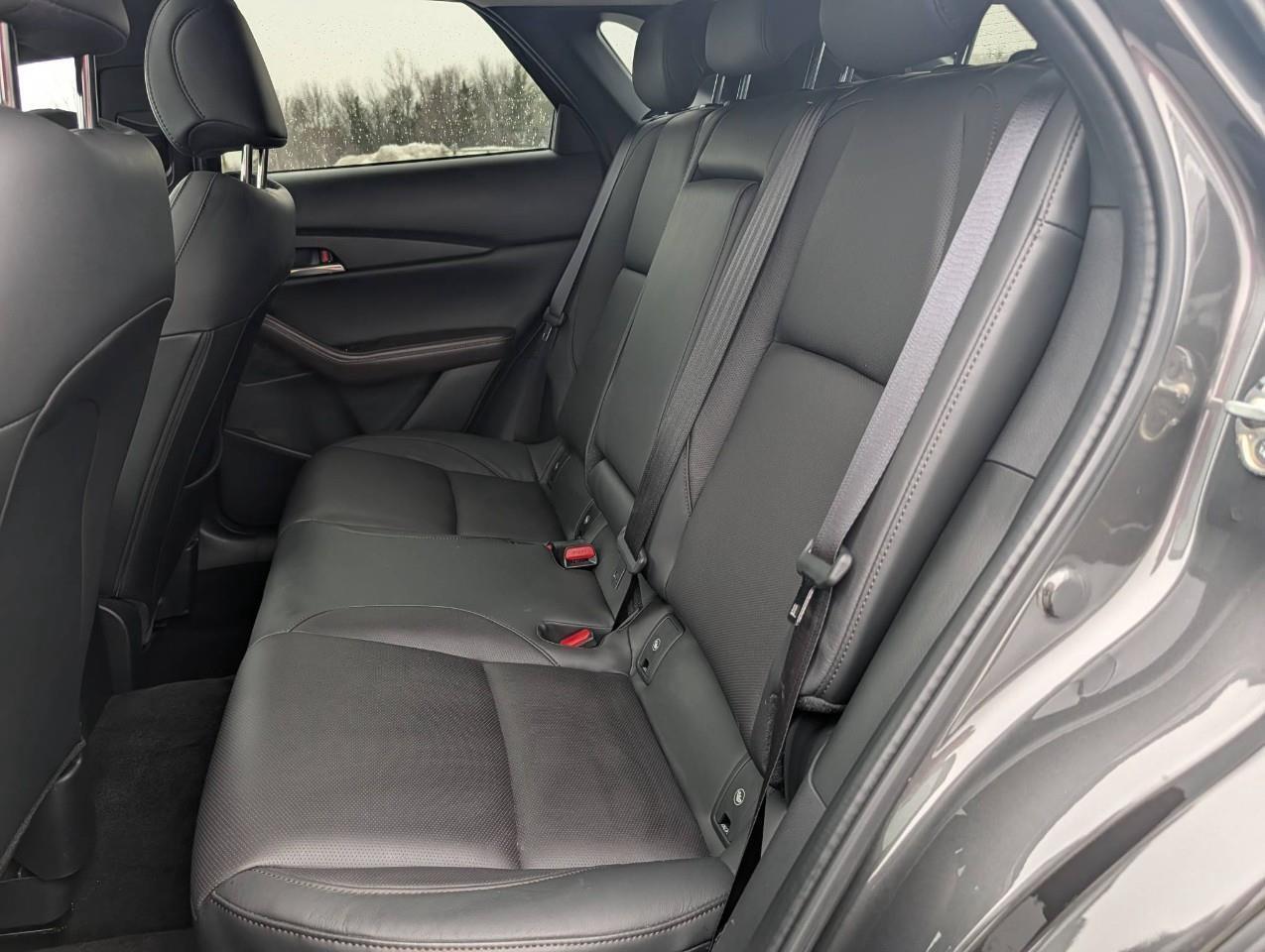 2024 Mazda CX-30 GT NO ACCIDENTS/ HEADS-UP DISPLAY/ LOW KMS Photo