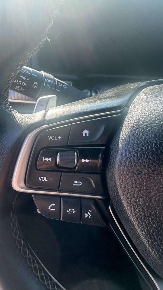 2018 Honda Accord Sport Photo