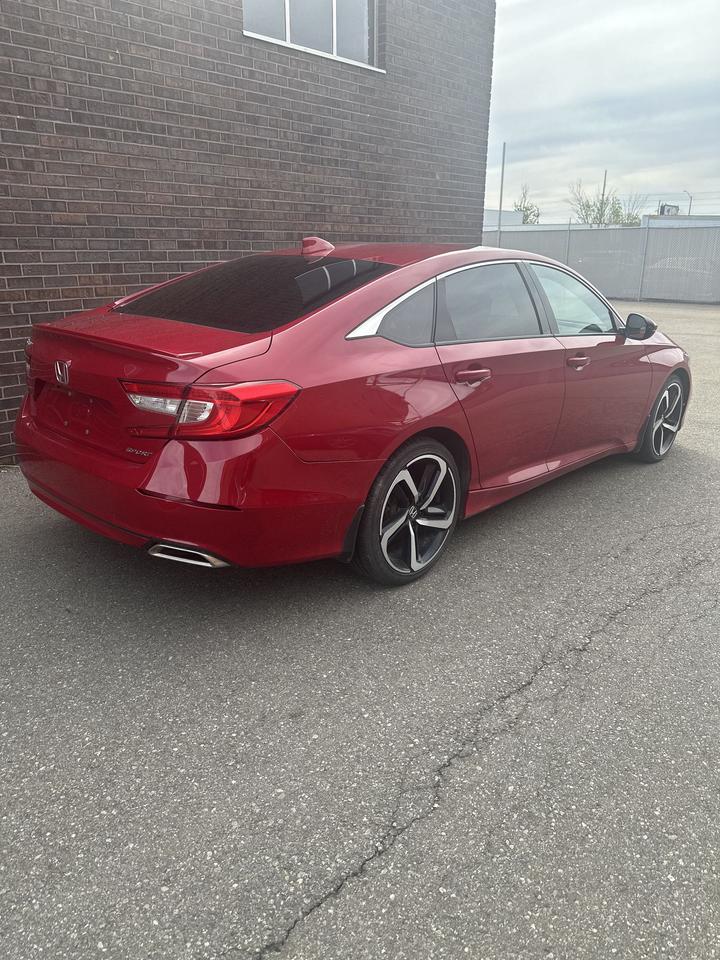2018 Honda Accord Sport Photo
