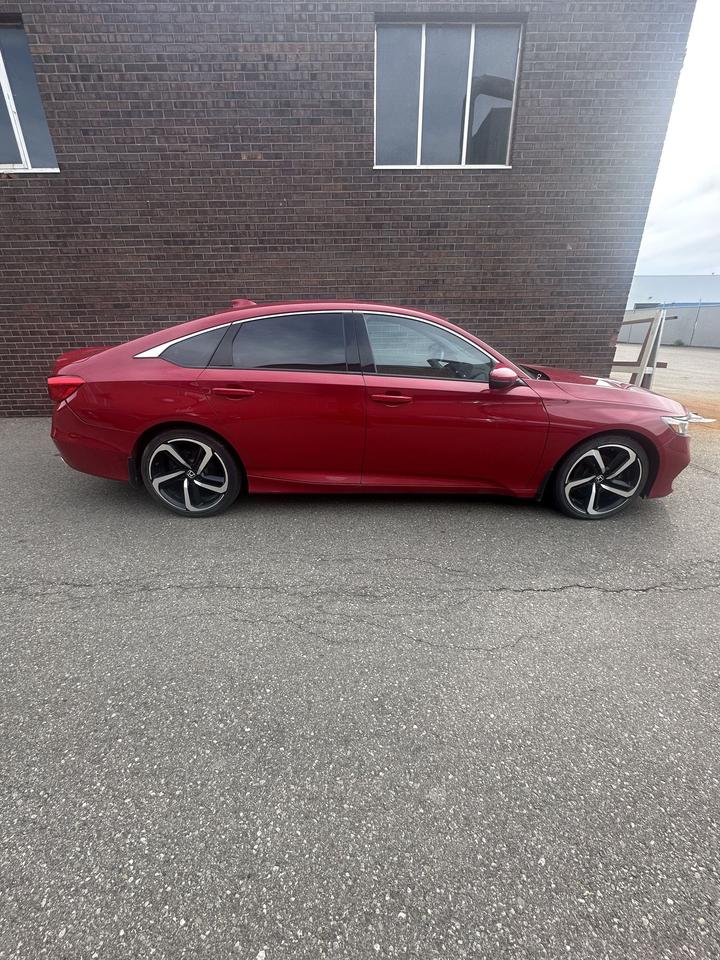 2018 Honda Accord Sport Photo