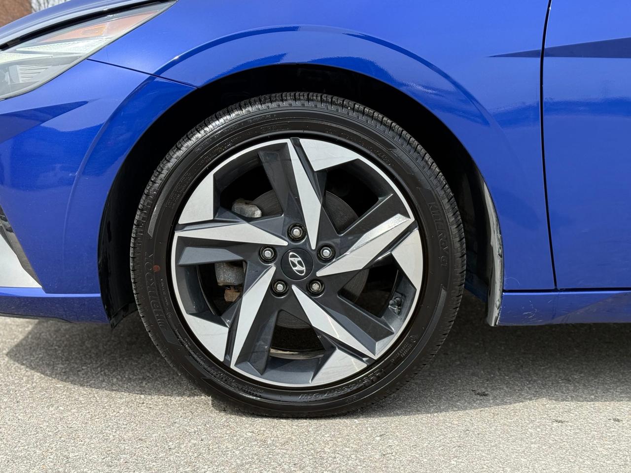 2023 Hyundai Elantra LUXURY   HYBRID   NO ACCIDENT Photo