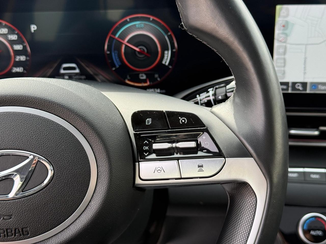2023 Hyundai Elantra LUXURY   HYBRID   NO ACCIDENT Photo