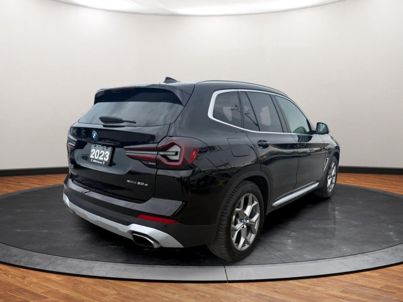 2023 BMW X3 xDrive30e Photo