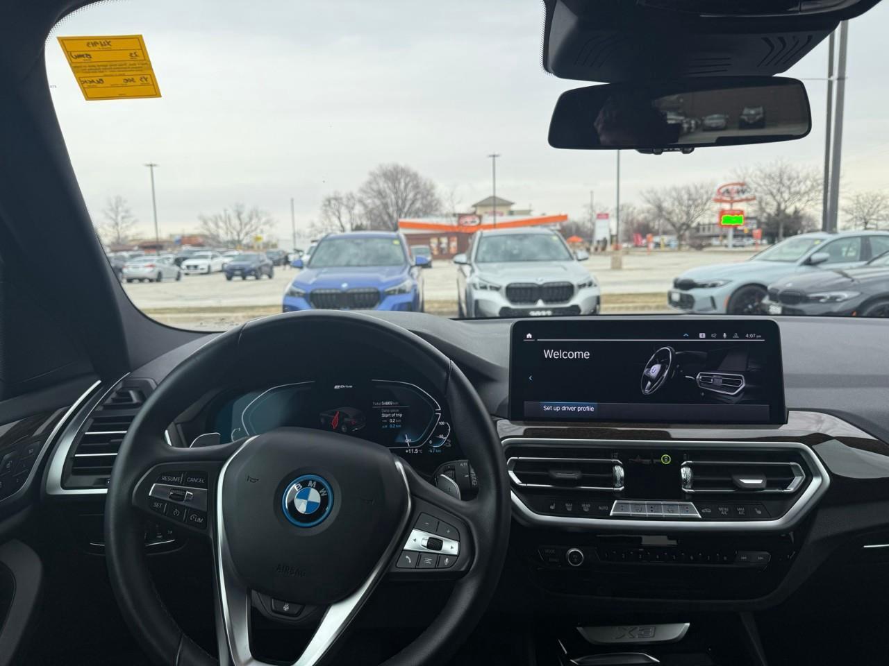 2023 BMW X3 xDrive30e Photo