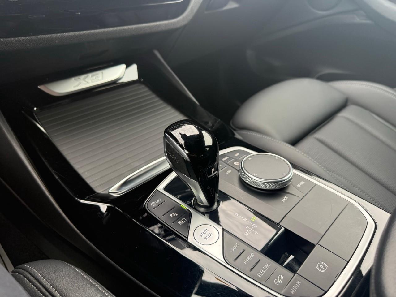 2023 BMW X3 xDrive30e Photo
