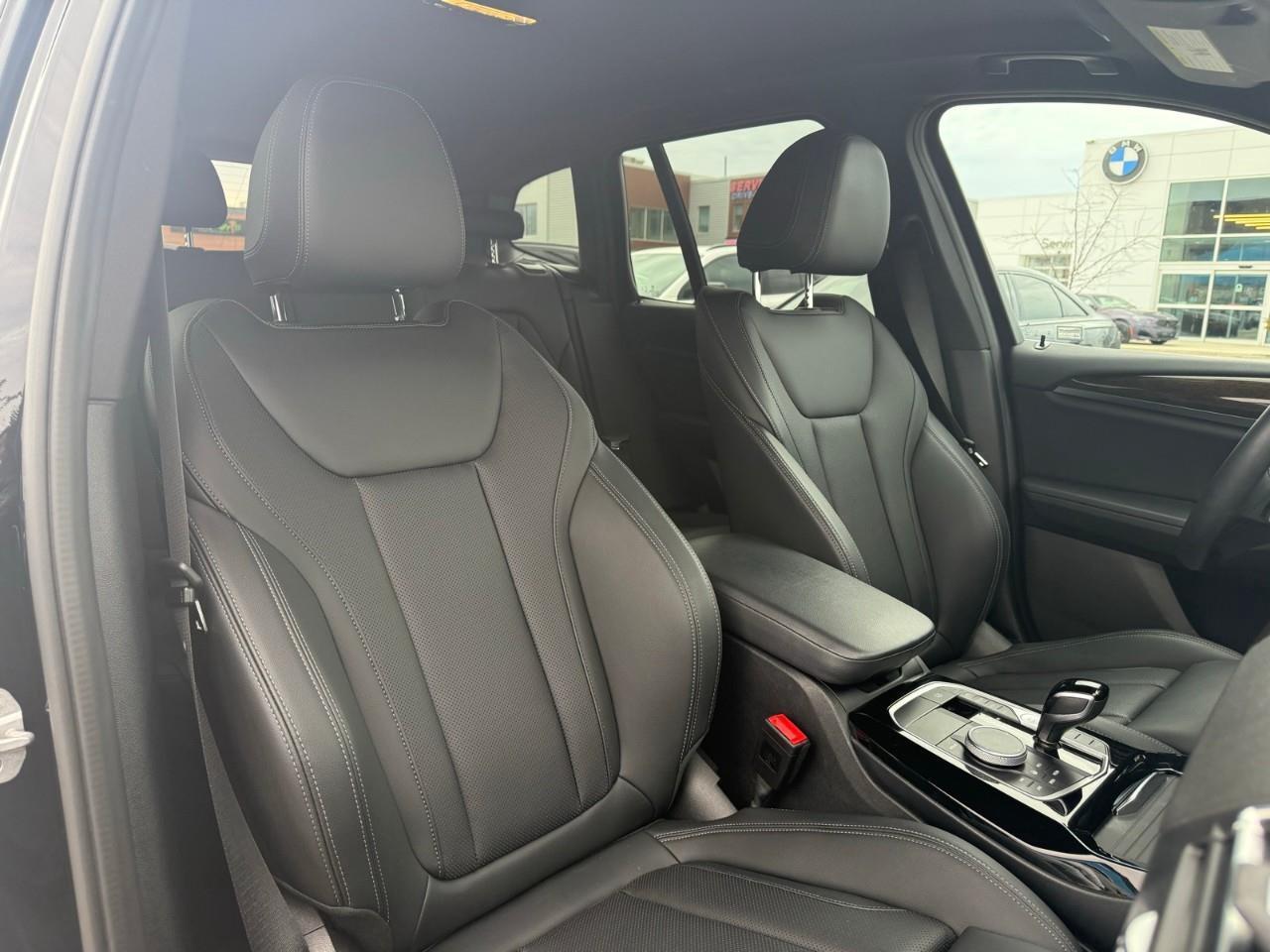 2023 BMW X3 xDrive30e Photo