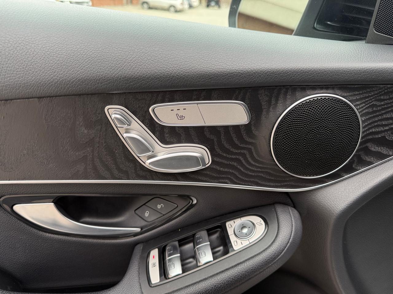 2019 Mercedes-Benz GLC-Class GLC 300 4MATIC Coupe Photo