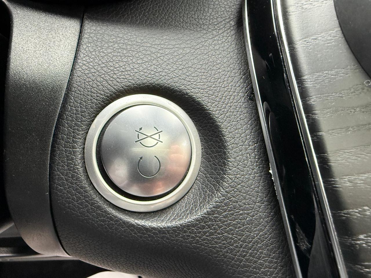 2019 Mercedes-Benz GLC-Class GLC 300 4MATIC Coupe Photo