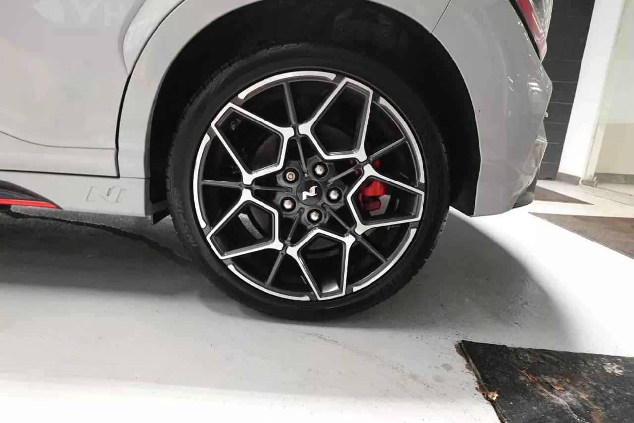 2023 Hyundai Kona N N BASE   HEATED SEATS   HEATED WHEEL   APPLE CARPL Photo