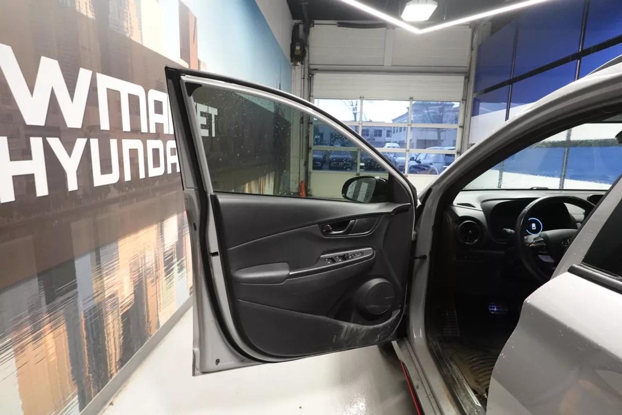 2023 Hyundai Kona N N BASE   HEATED SEATS   HEATED WHEEL   APPLE CARPL Photo