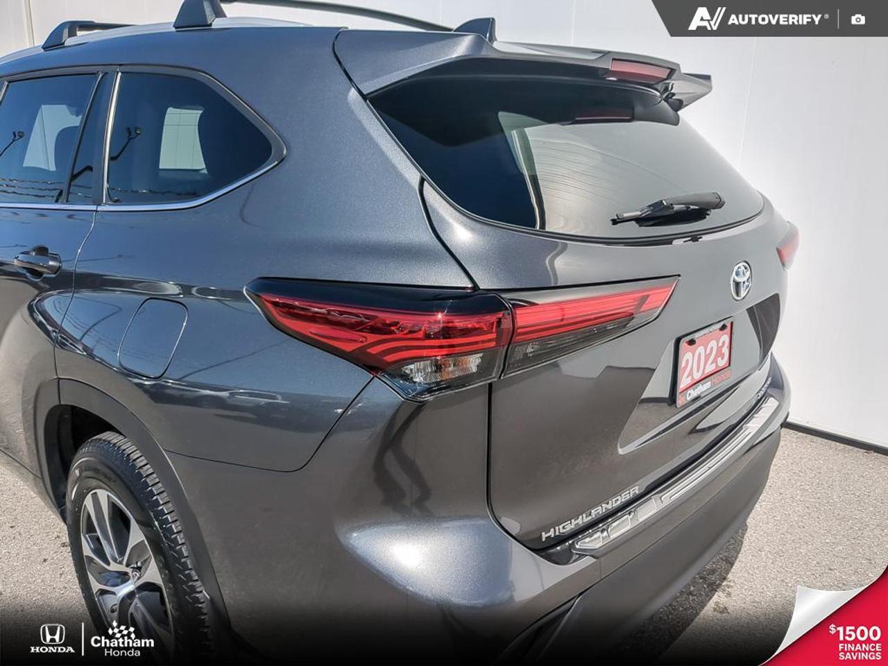 2023 Toyota Highlander XLE Photo