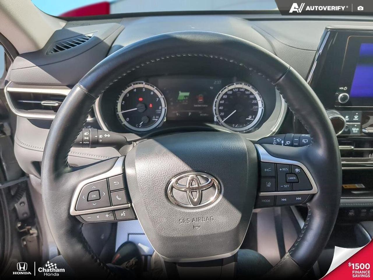 2023 Toyota Highlander XLE Photo