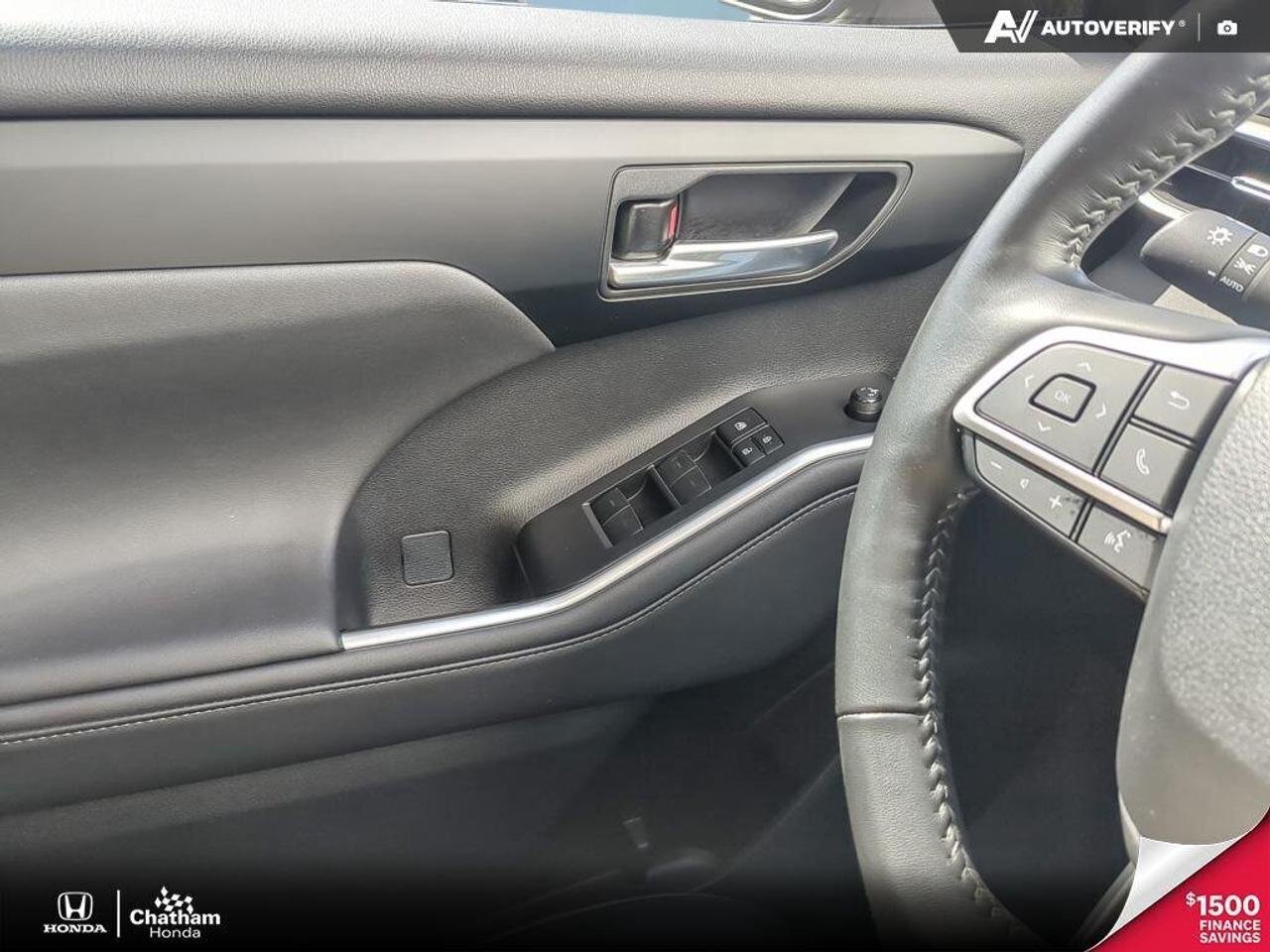 2023 Toyota Highlander XLE Photo