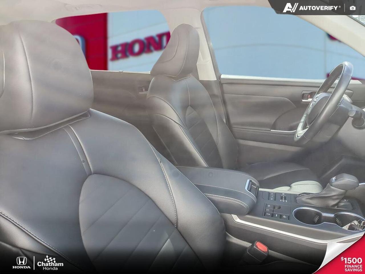 2023 Toyota Highlander XLE Photo