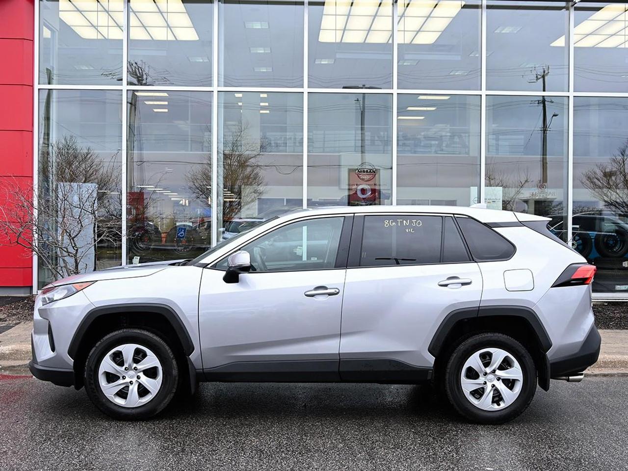 2025 Toyota RAV4 LE 4dr All-wheel Drive Photo2