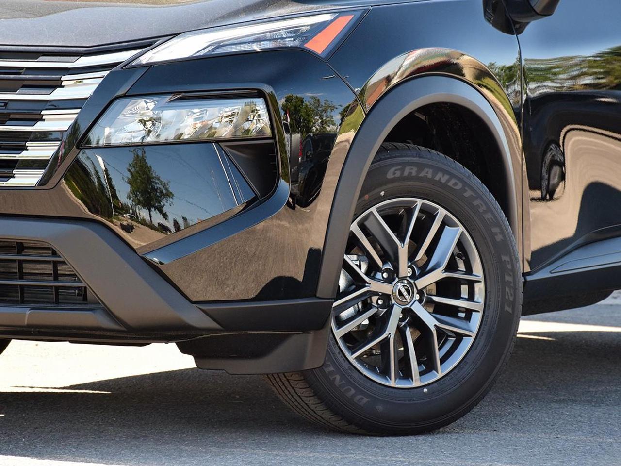 2026 Nissan Rogue S 4dr All-Wheel Drive Sport Utility Photo5