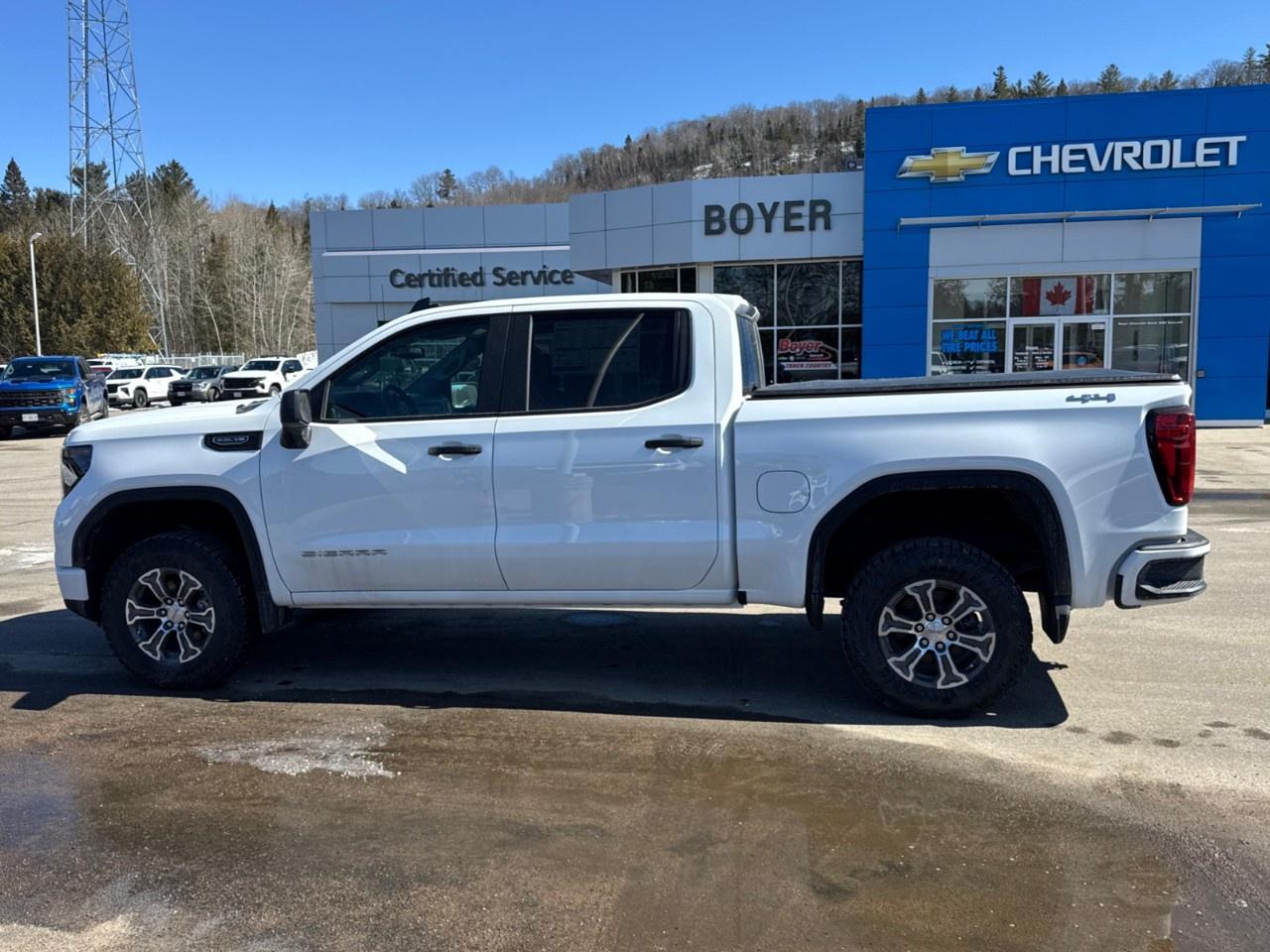 2026 GMC Sierra 1500 Crew Cab Short Box 4-Wheel Drive Pro Photo