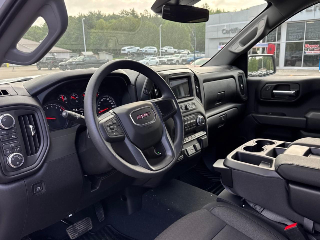 2026 GMC Sierra 1500 Crew Cab Short Box 4-Wheel Drive Pro Photo