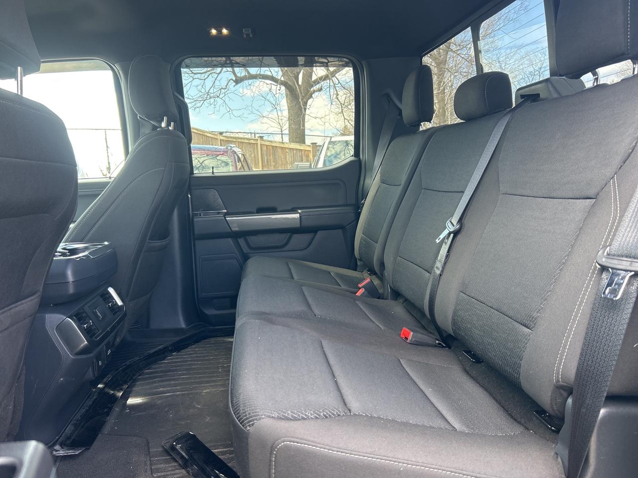 2022 Ford F-150 XLT FX4, CLEAN CARFAX, 3.5L, 4X4, REMOTE START! Photo