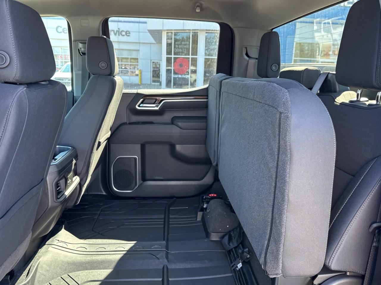 2026 Chevrolet Silverado 1500 Crew Cab Short Box 4-Wheel Drive RST Photo