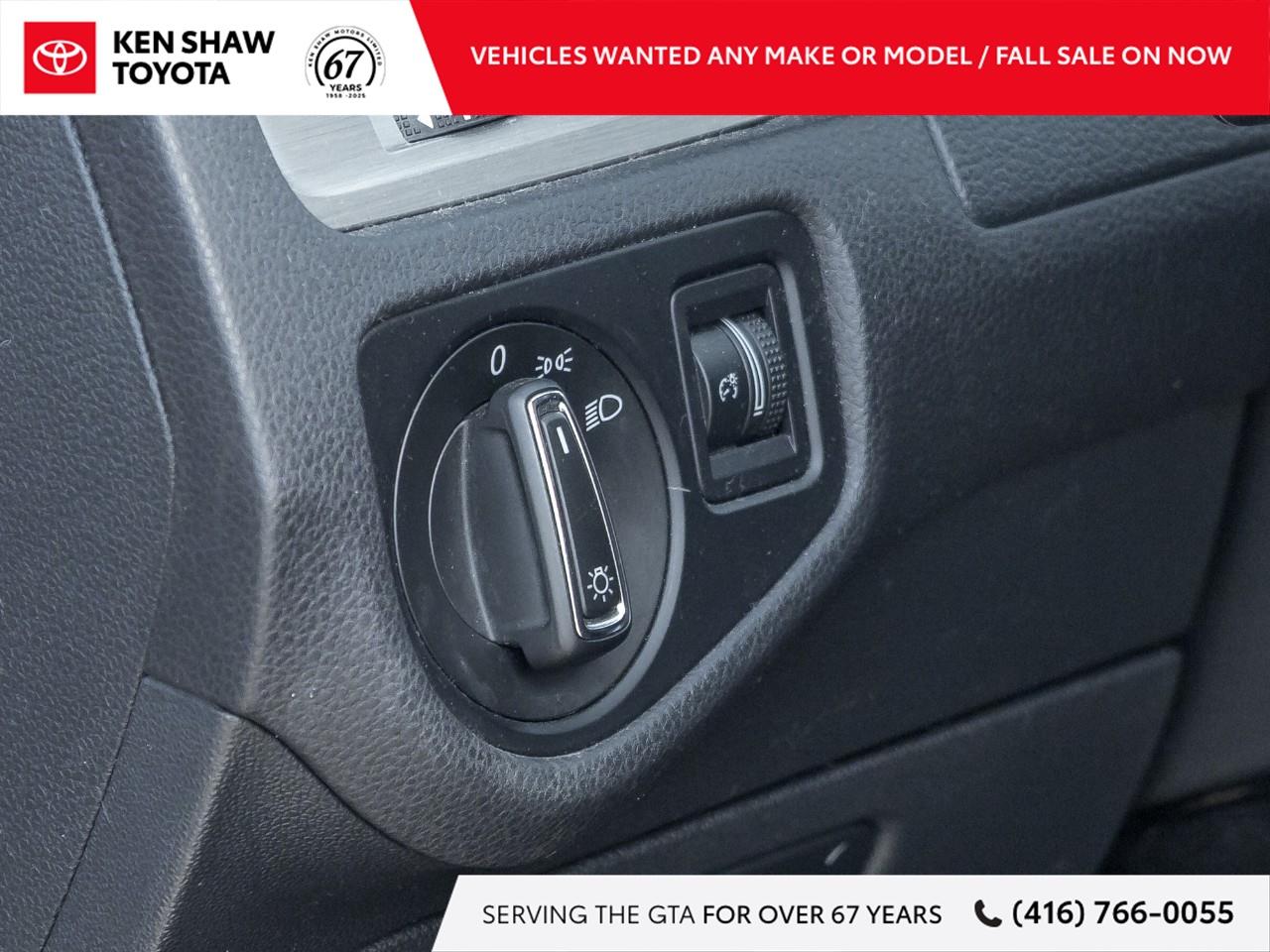 2015 Volkswagen Golf  Photo