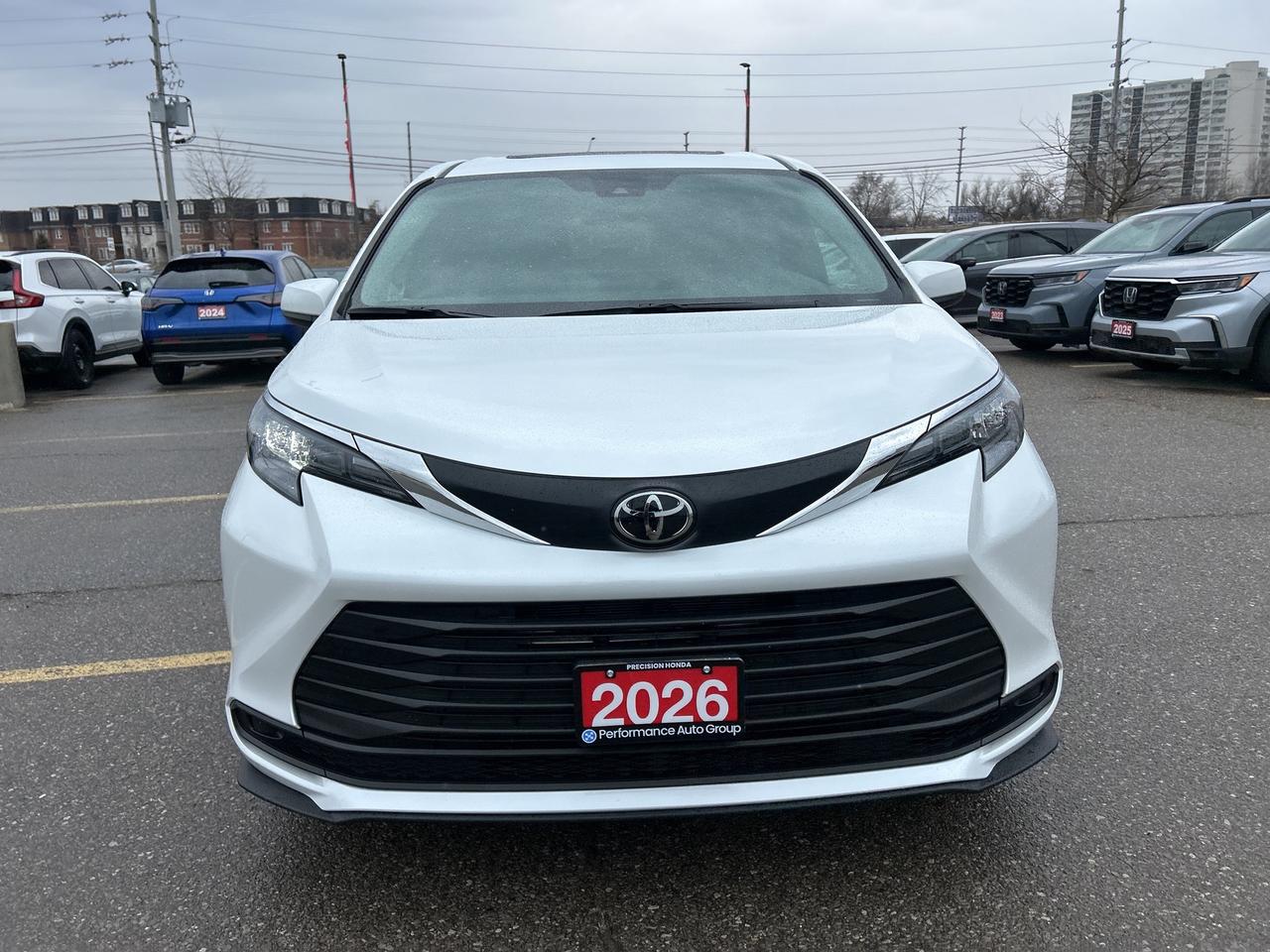 2026 Toyota Sienna XLE HYBRID CarPlay Blind Spot Sunroof R.Cam Photo