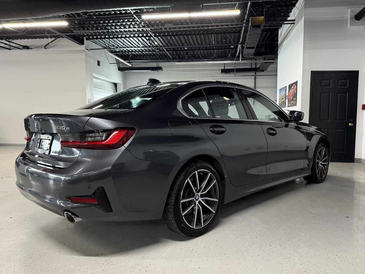 2022 BMW 3 Series 330e l Hybrid l Plug In l Bmw Hybrid Warranty Photo
