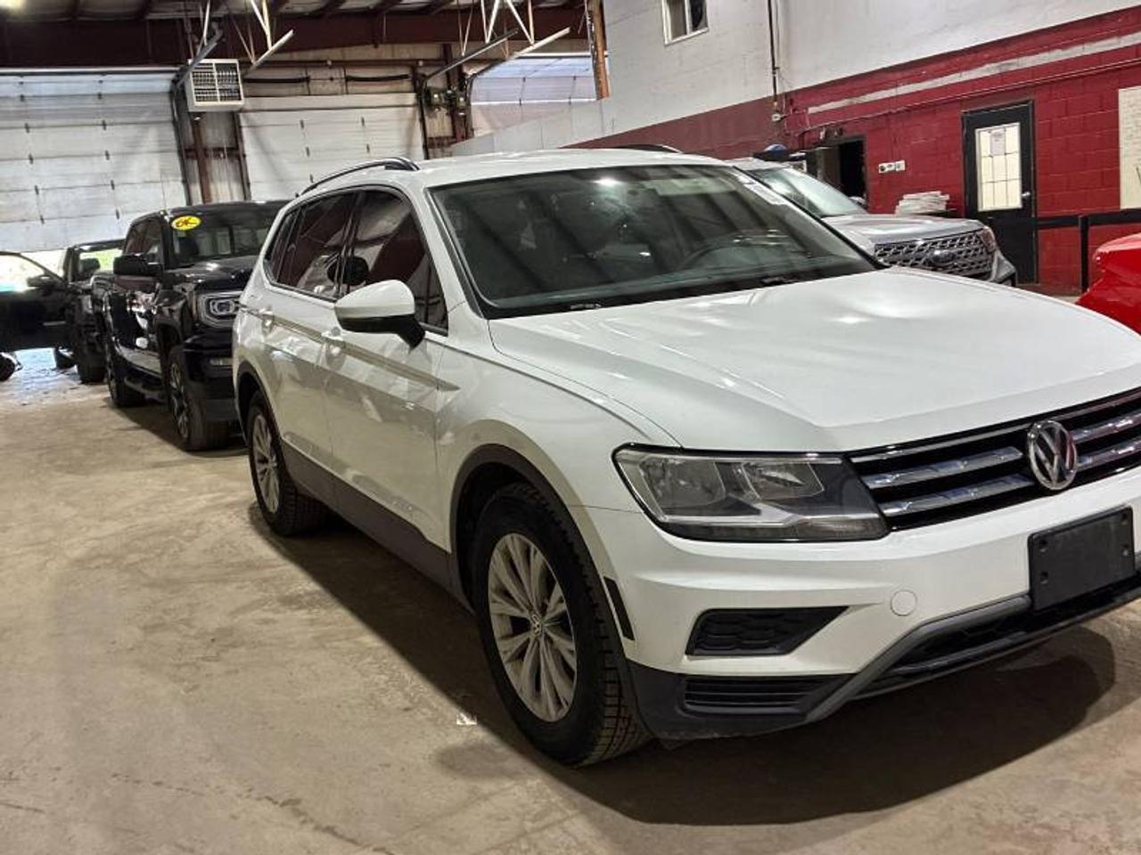 2019 Volkswagen Tiguan No Accidents l Trendline l 4Motion l AWD l 2.0TFSI Photo