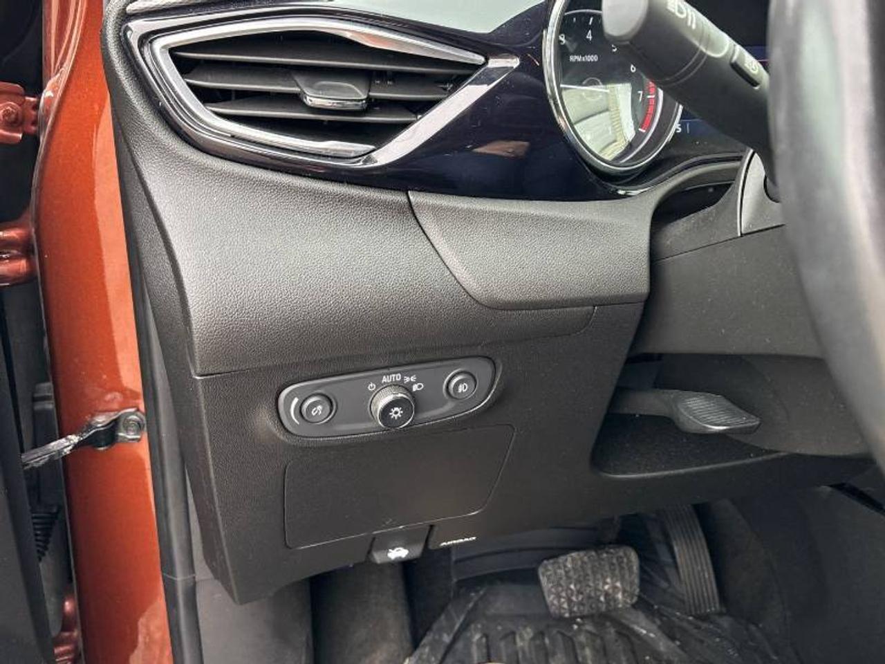 2020 Buick Encore GX No Accidents l Preferred l AWD l Buick Warranty Photo