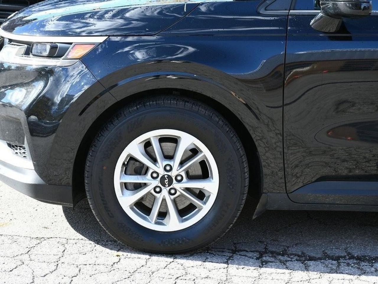 2024 Kia Carnival LX+ Clean CarFax Report   Great Family Mover   Pow Photo4