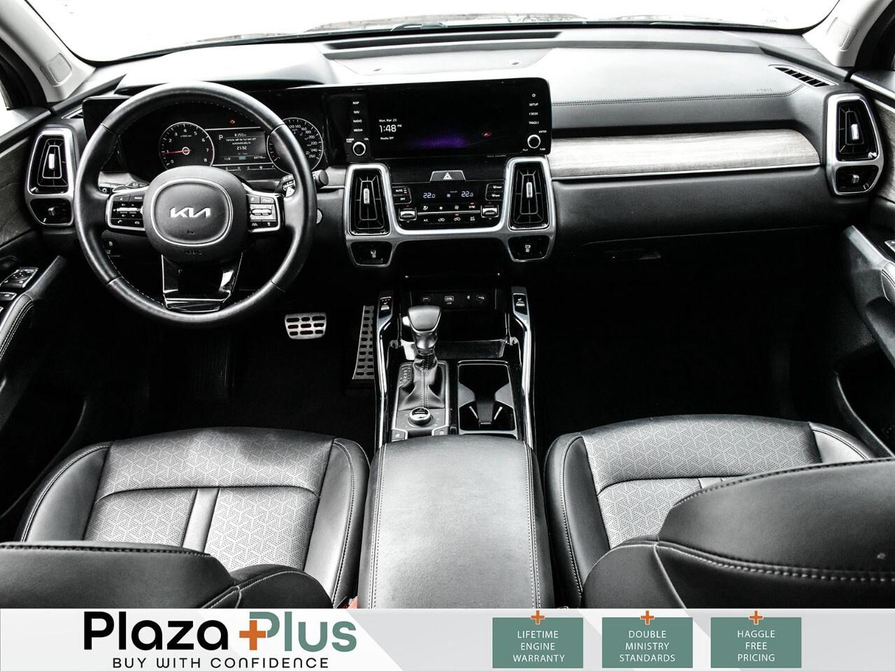 2022 Kia Sorento EX 3RD Row Seating   Loaded   Summer AND Winter Ti Photo