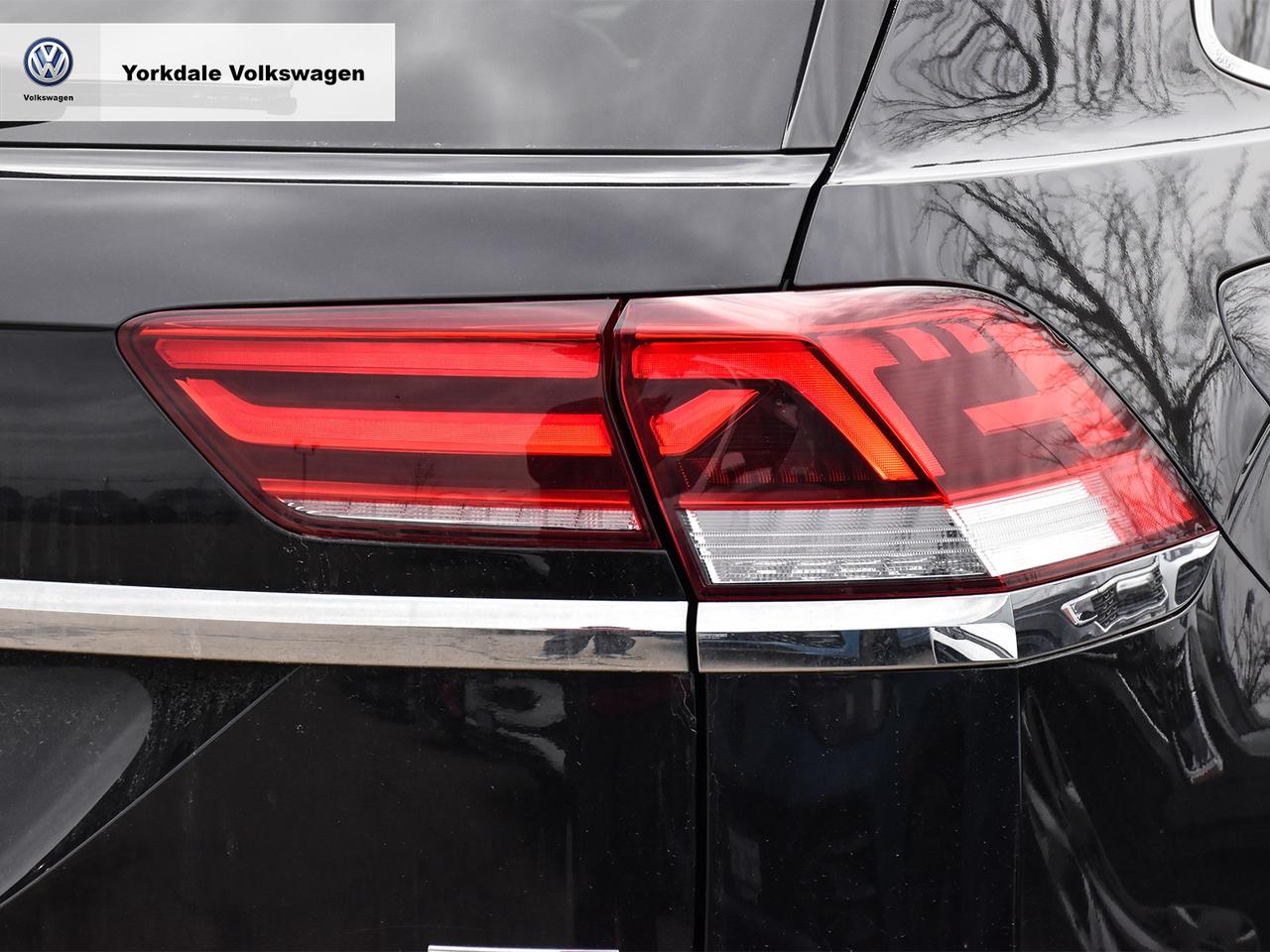 2022 Volkswagen Atlas Cross Sport  Photo