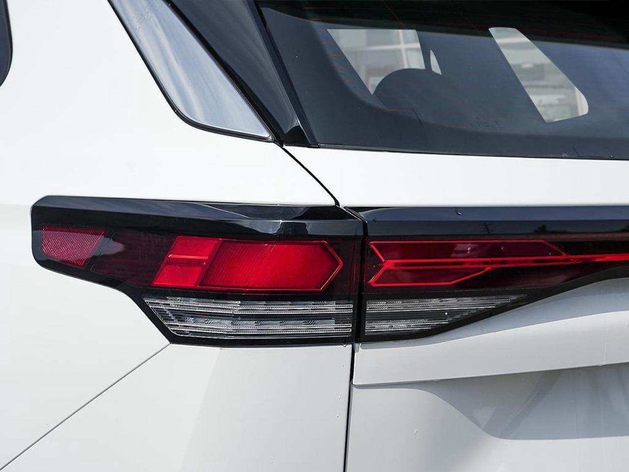 2026 Volkswagen Tiguan 4Motion Photo