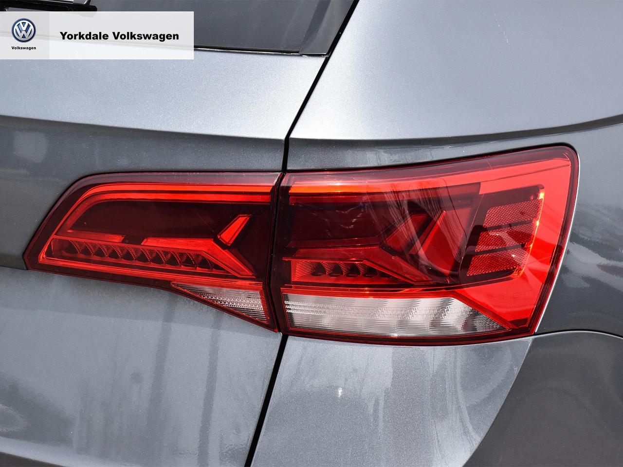 2023 Volkswagen Taos  Photo