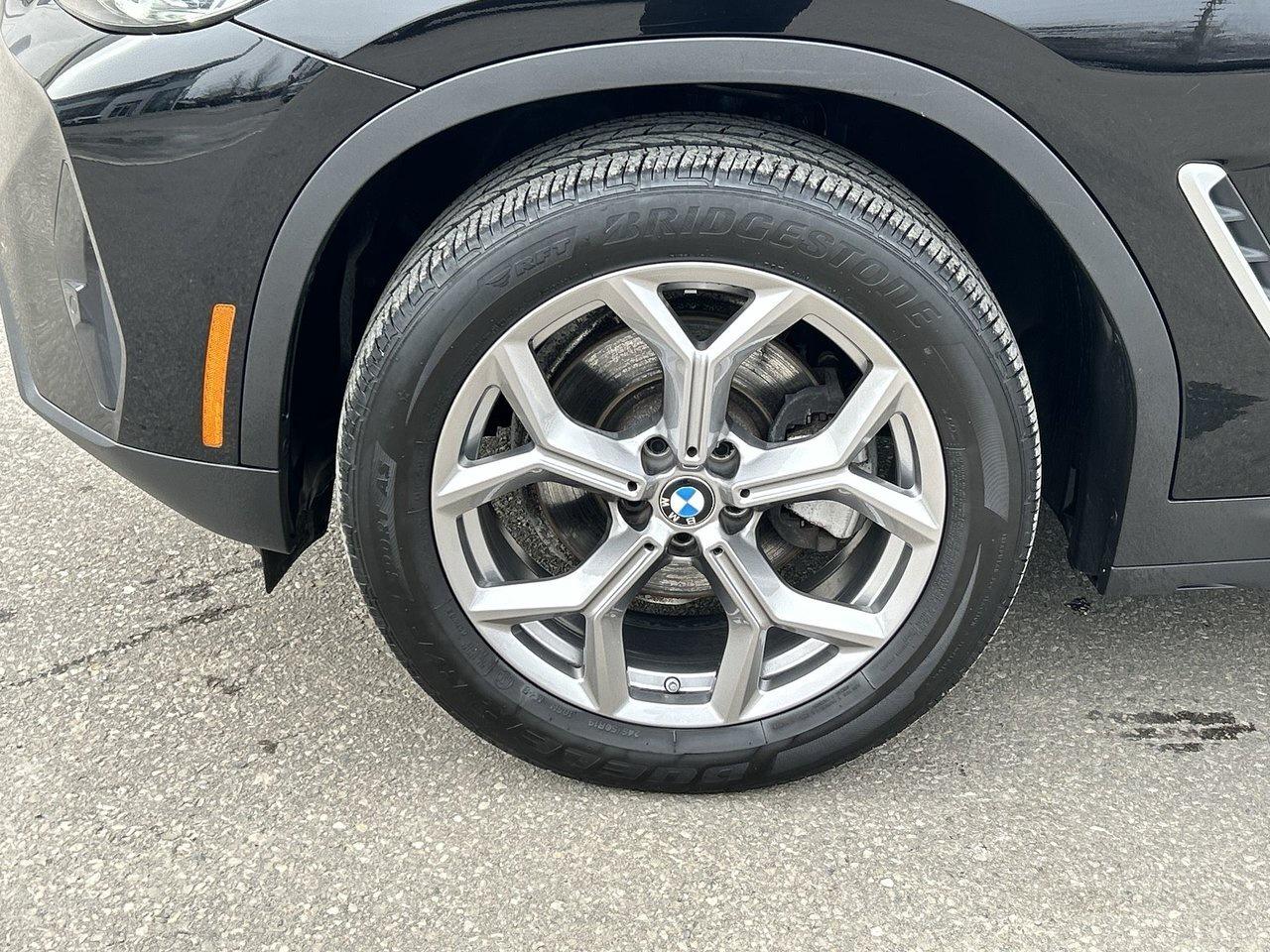 2022 BMW X4 Low KMS Remote Start Red Leather Photo